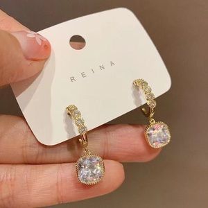 🔥 Gold Square Diamond Earrings